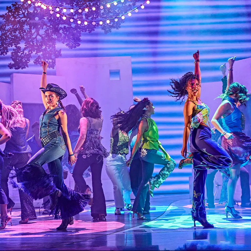 MAMMA MIA! London 2025 - 2026 cast. Photography by Brinkhoff/Mögenburg