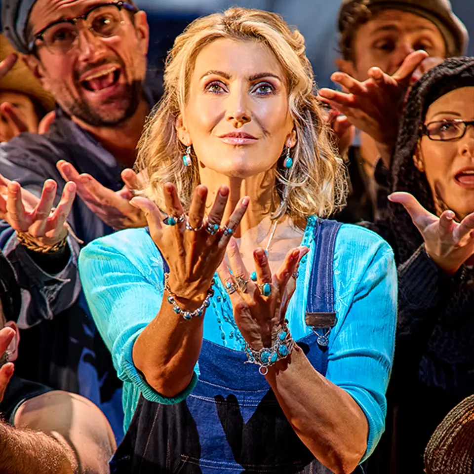 MAMMA MIA! London 2025 - 2026 cast. Photography by Brinkhoff/Mögenburg