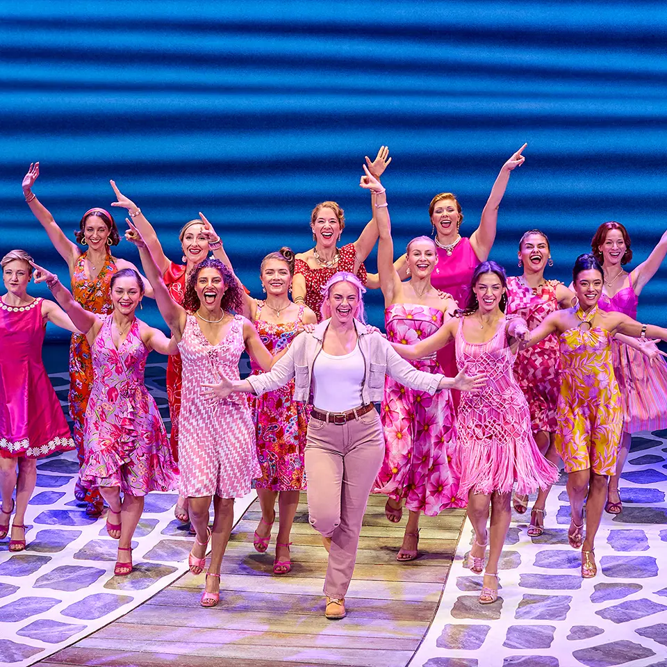 MAMMA MIA! London 2025 - 2026 cast. Photography by Brinkhoff/Mögenburg
